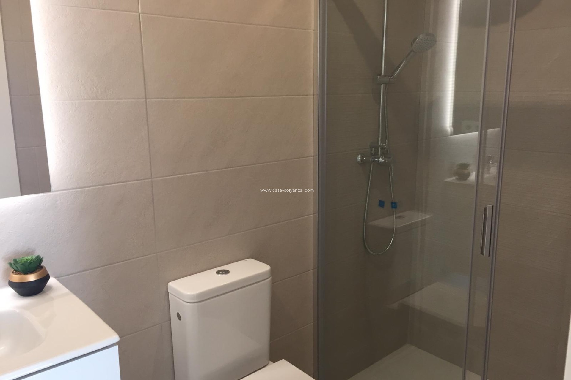 Resale - Apartment / flat - Torrevieja - La Mata