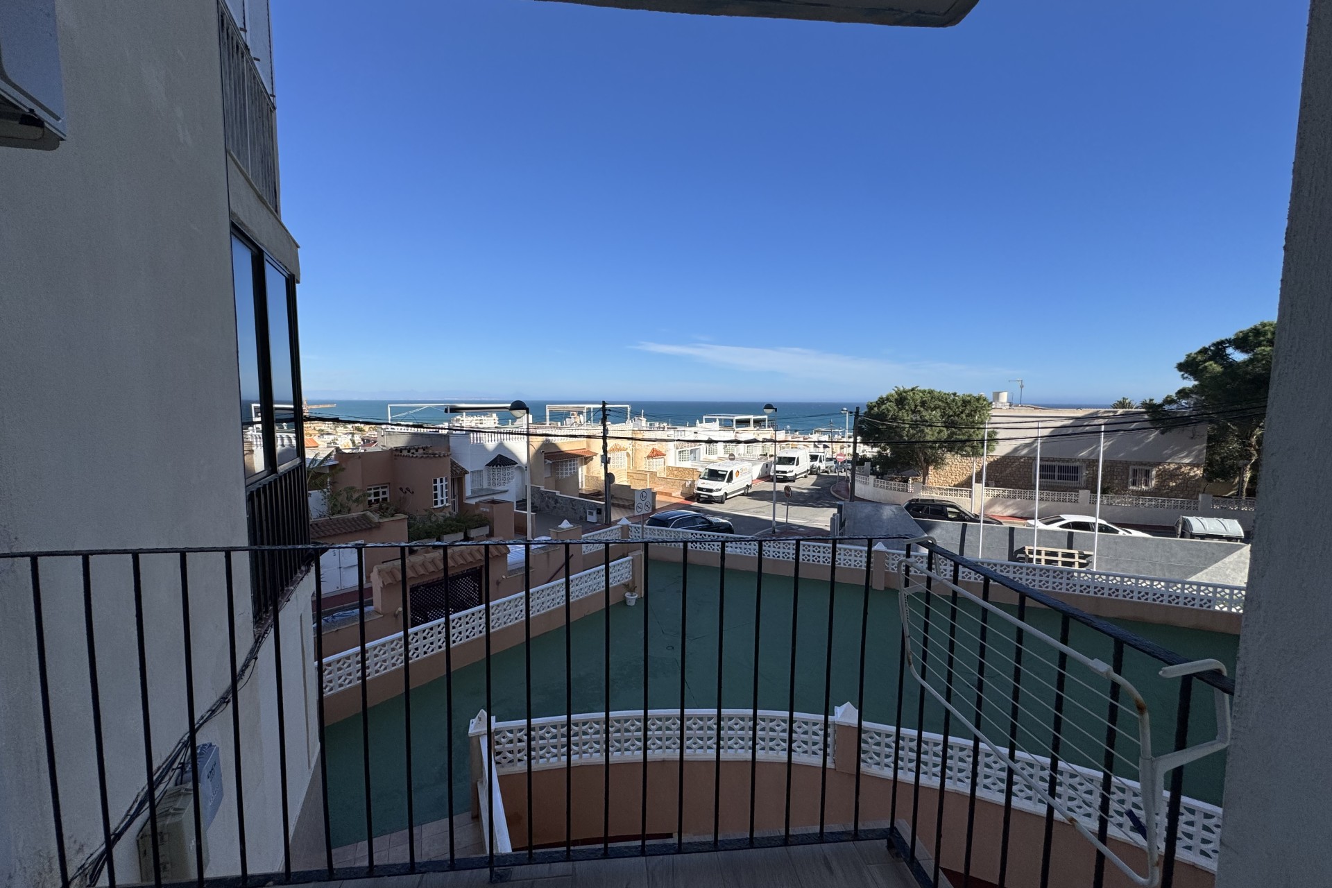 Resale - Apartment / flat - Torrevieja - La Mata