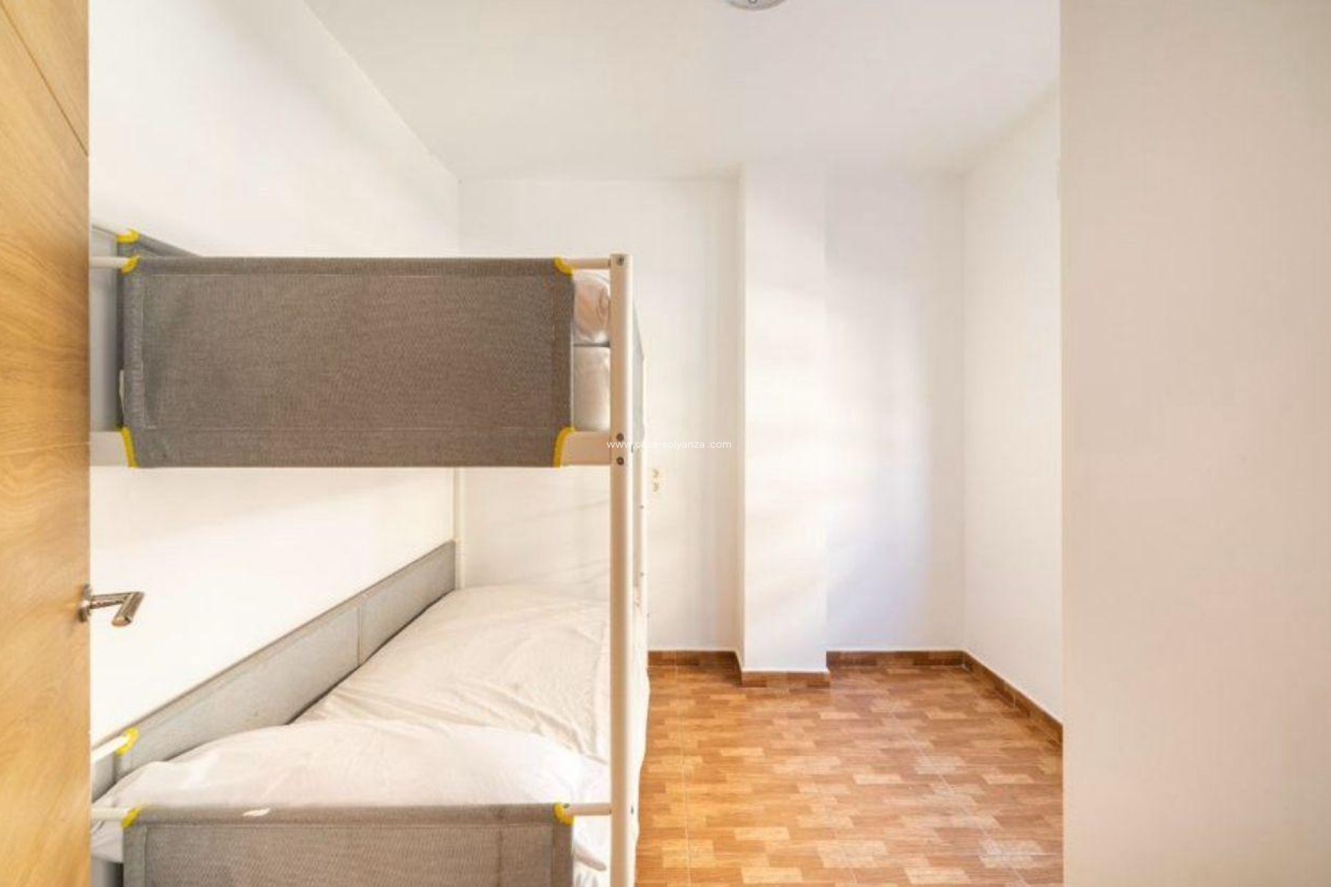 Resale - Apartment / flat - Torrevieja - La Mata