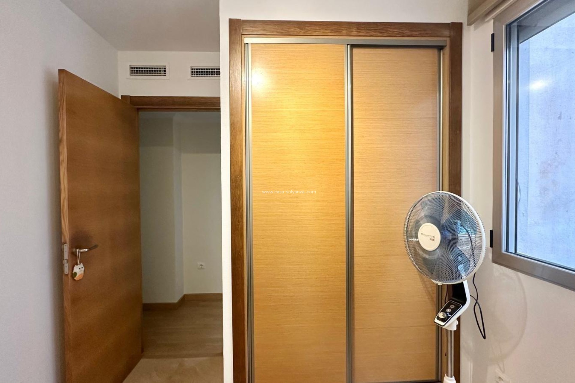 Resale - Apartment / flat - Torrevieja - La Mata