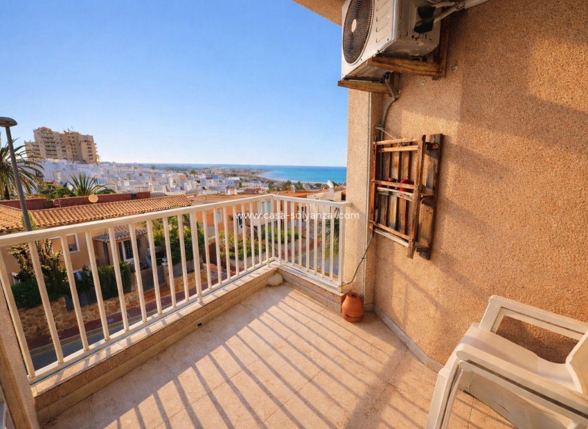 Resale - Apartment / flat - Torrevieja - La Mata