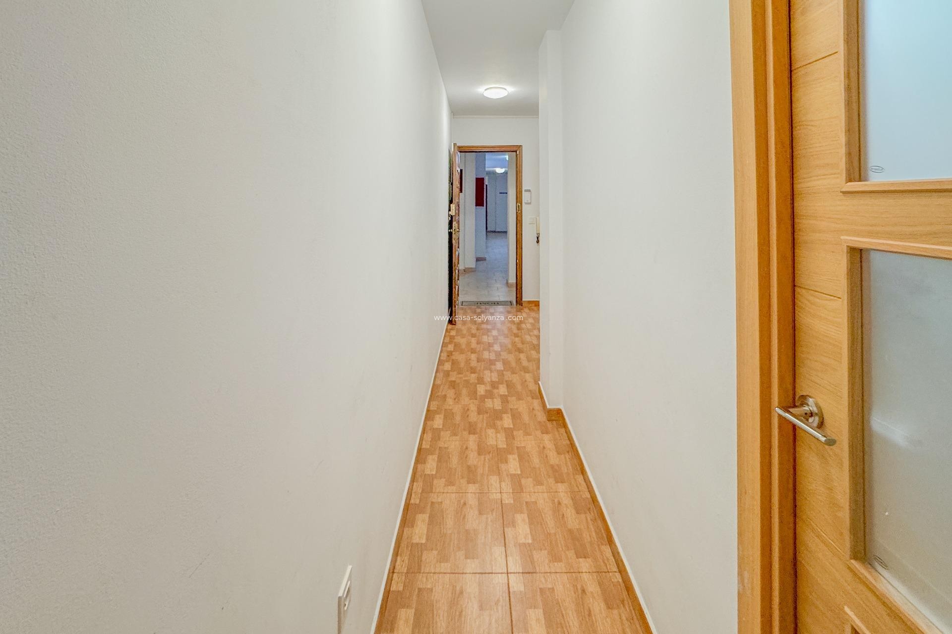 Resale - Apartment / flat - Torrevieja - La Mata