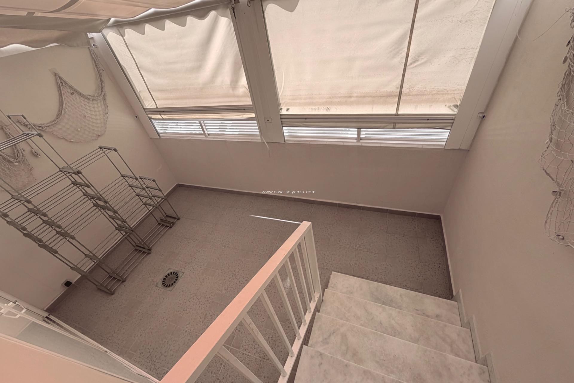 Resale - Apartment / flat - Torrevieja - La Mata