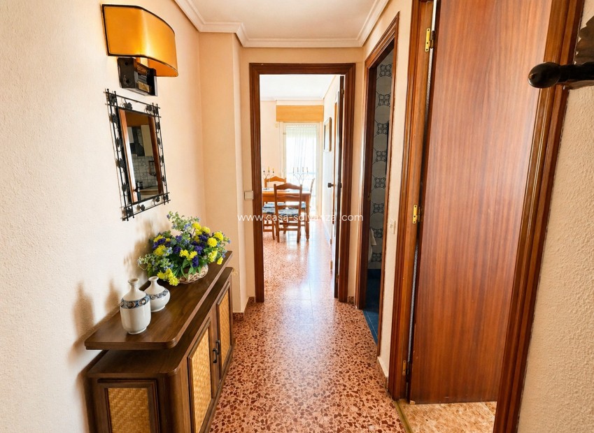 Resale - Apartment / flat - Torrevieja - La Mata