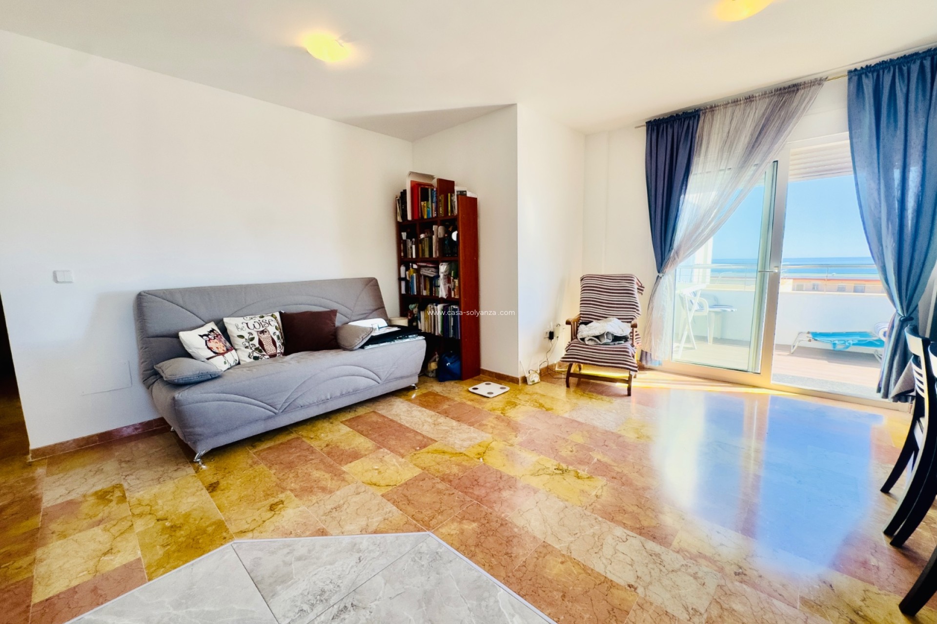 Resale - Apartment / flat - Torrevieja - La Mata
