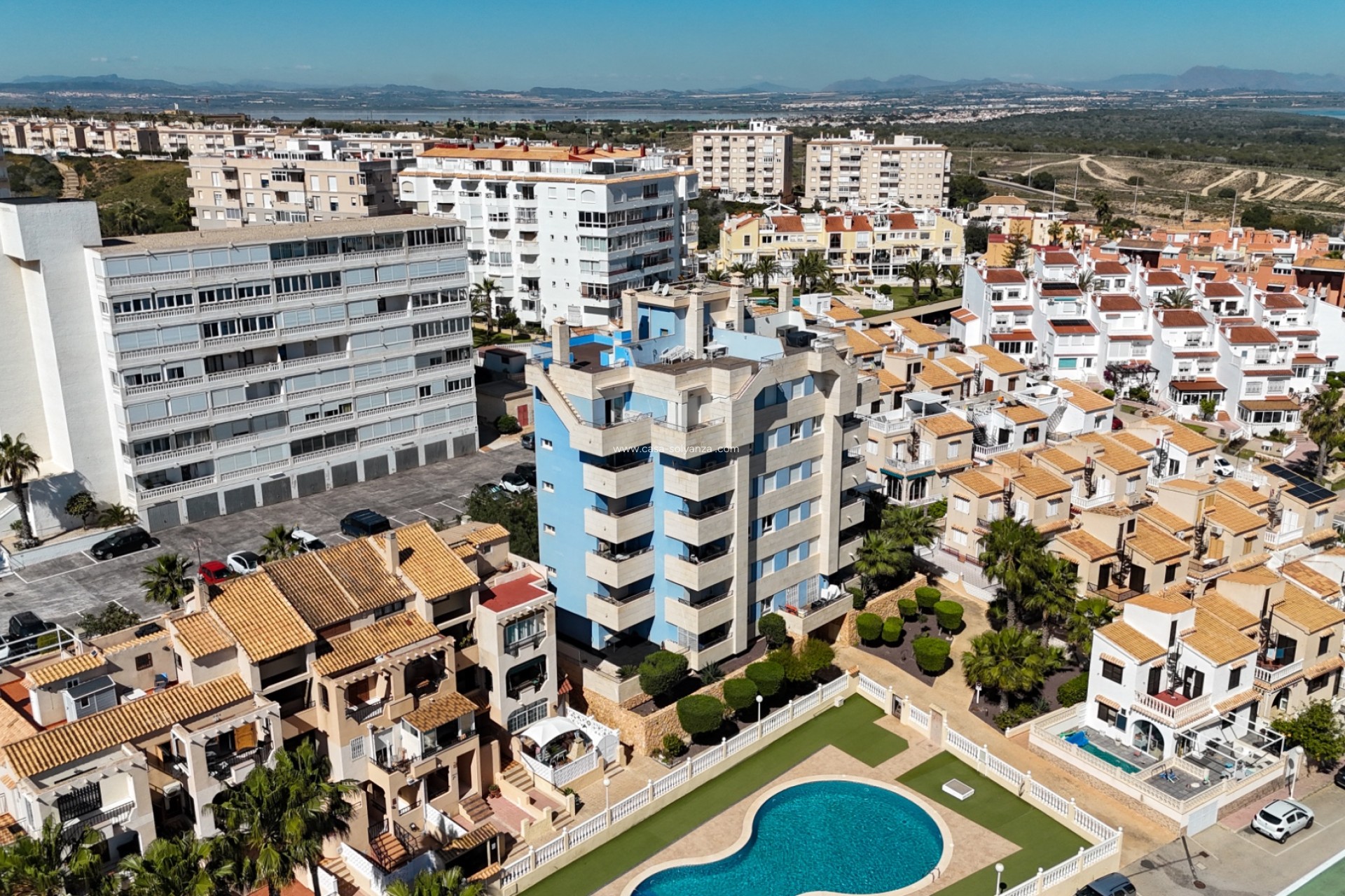 Resale - Apartment / flat - Torrevieja - La Mata