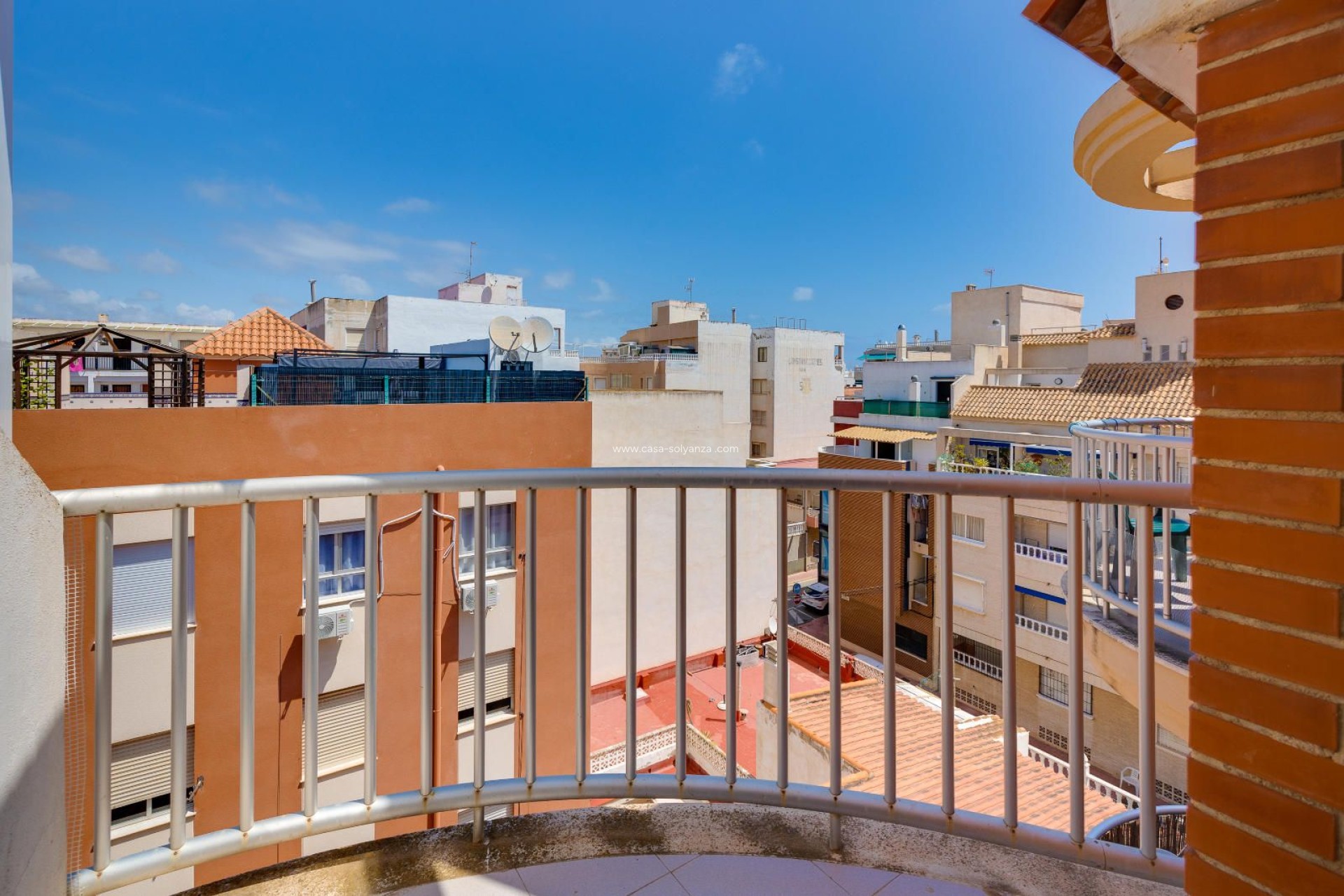 Resale - Apartment / flat - Torrevieja - La Mata