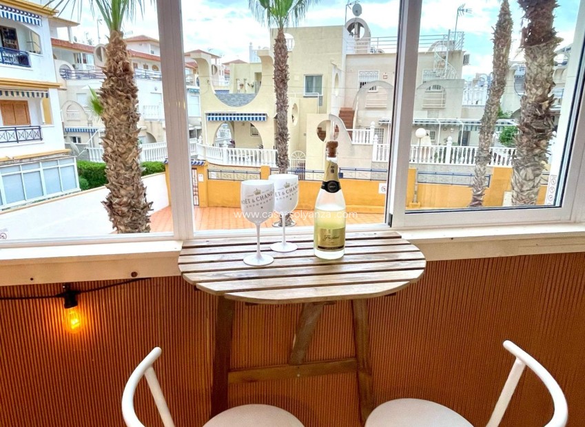 Resale - Apartment / flat - Torrevieja - La Mata