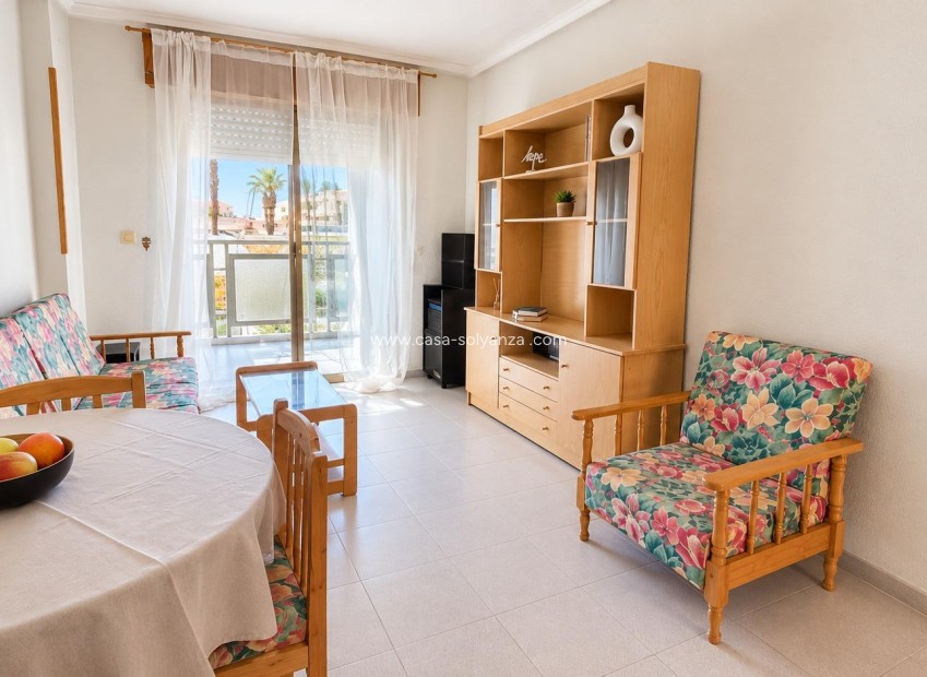 Resale - Apartment / flat - Torrevieja - La Siesta