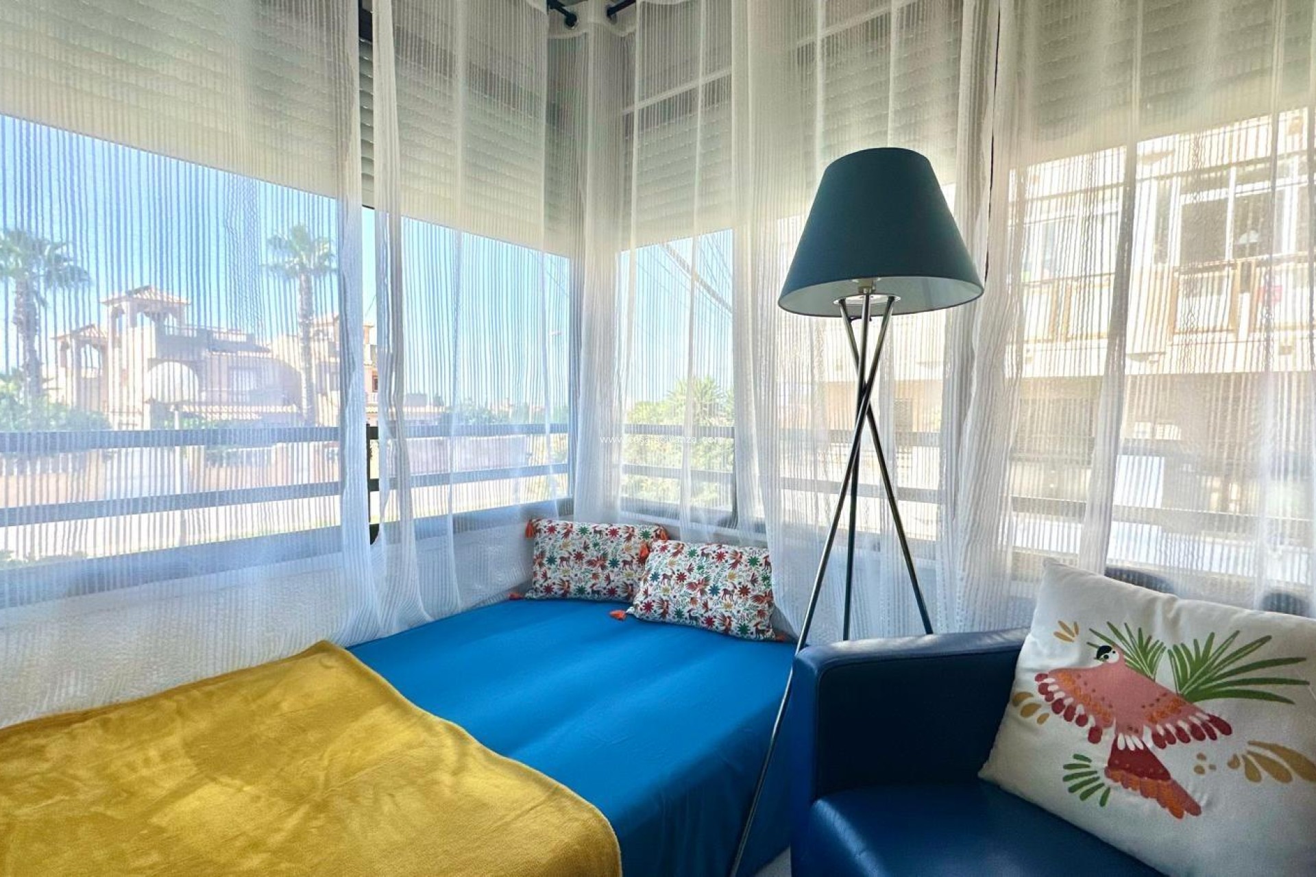 Resale - Apartment / flat - Torrevieja - La Siesta