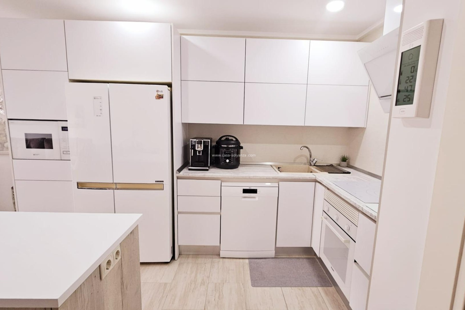 Resale - Apartment / flat - Torrevieja - La Siesta