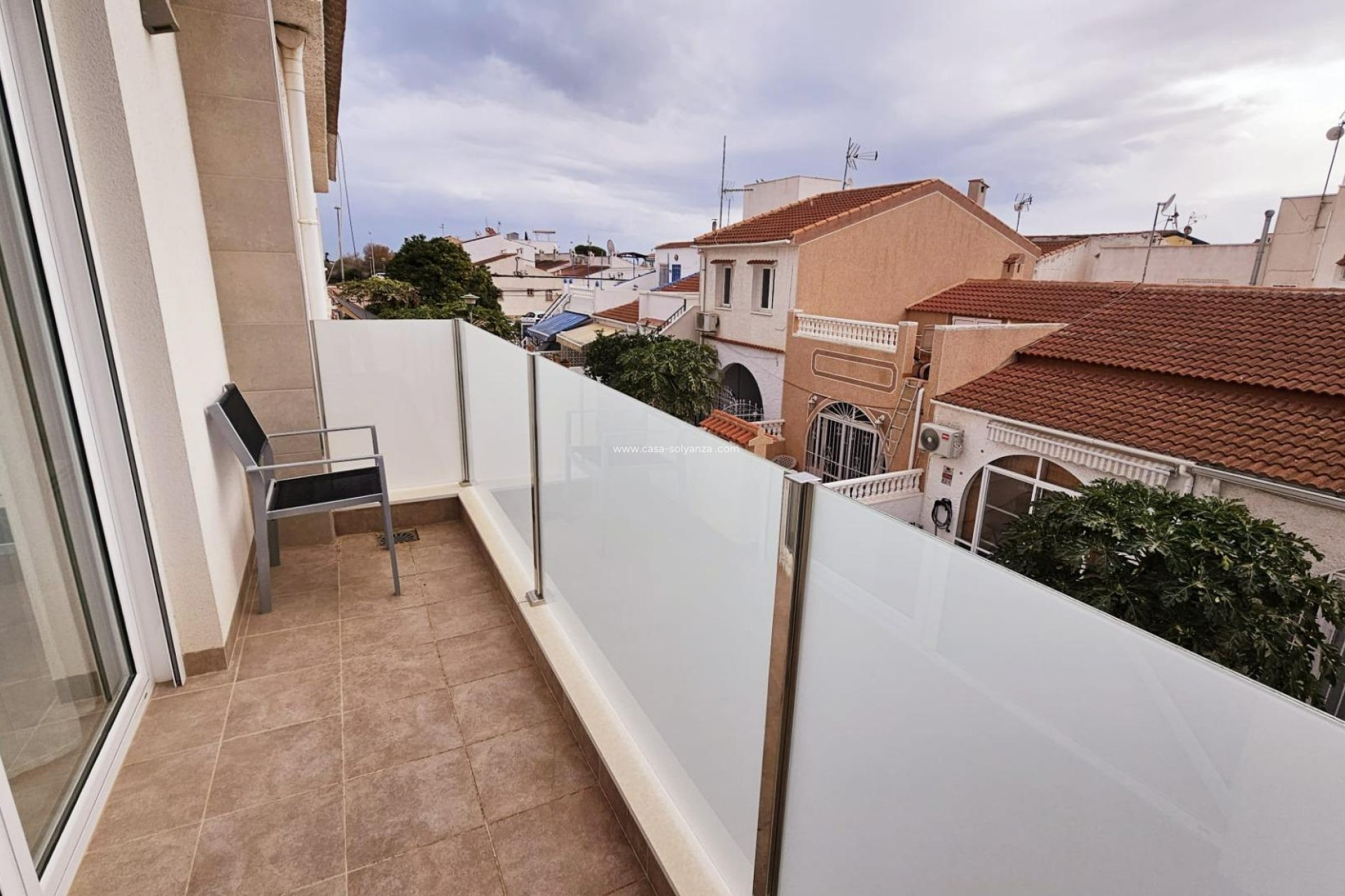 Resale - Apartment / flat - Torrevieja - La Siesta