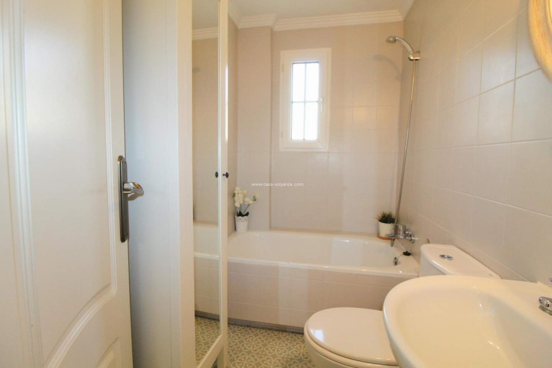 Resale - Apartment / flat - Torrevieja - La veleta