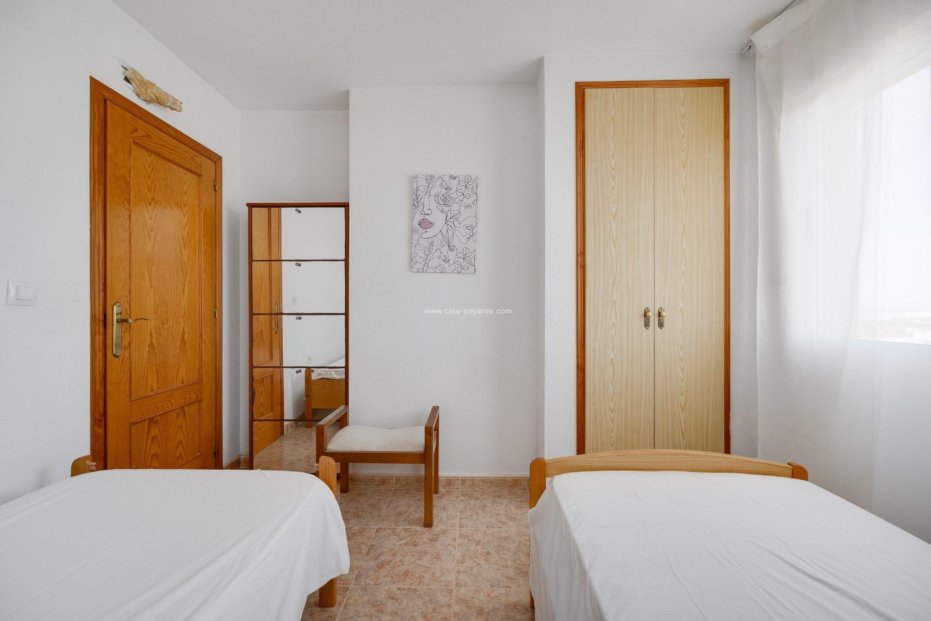 Resale - Apartment / flat - Torrevieja - La veleta