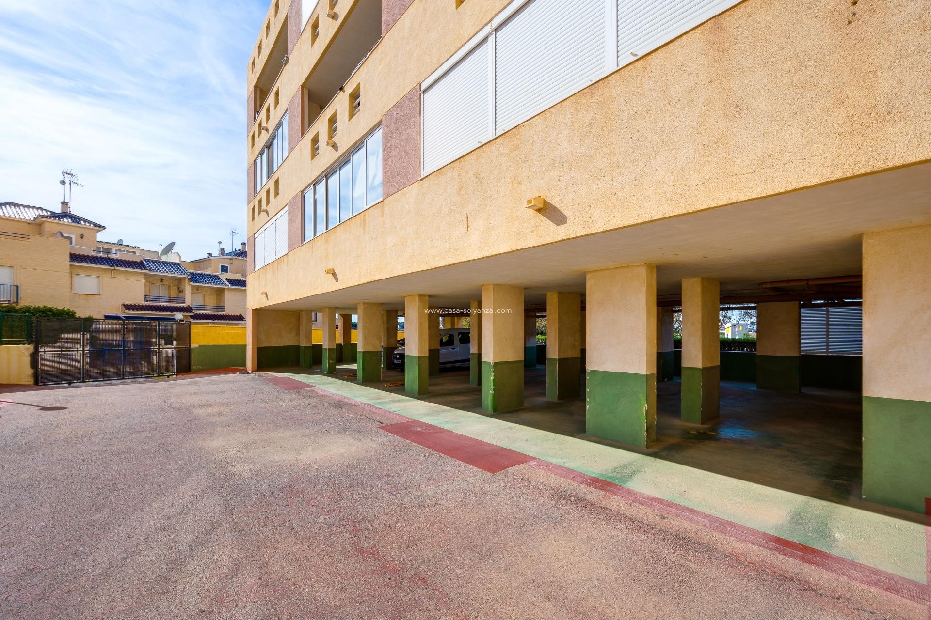 Resale - Apartment / flat - Torrevieja - La veleta