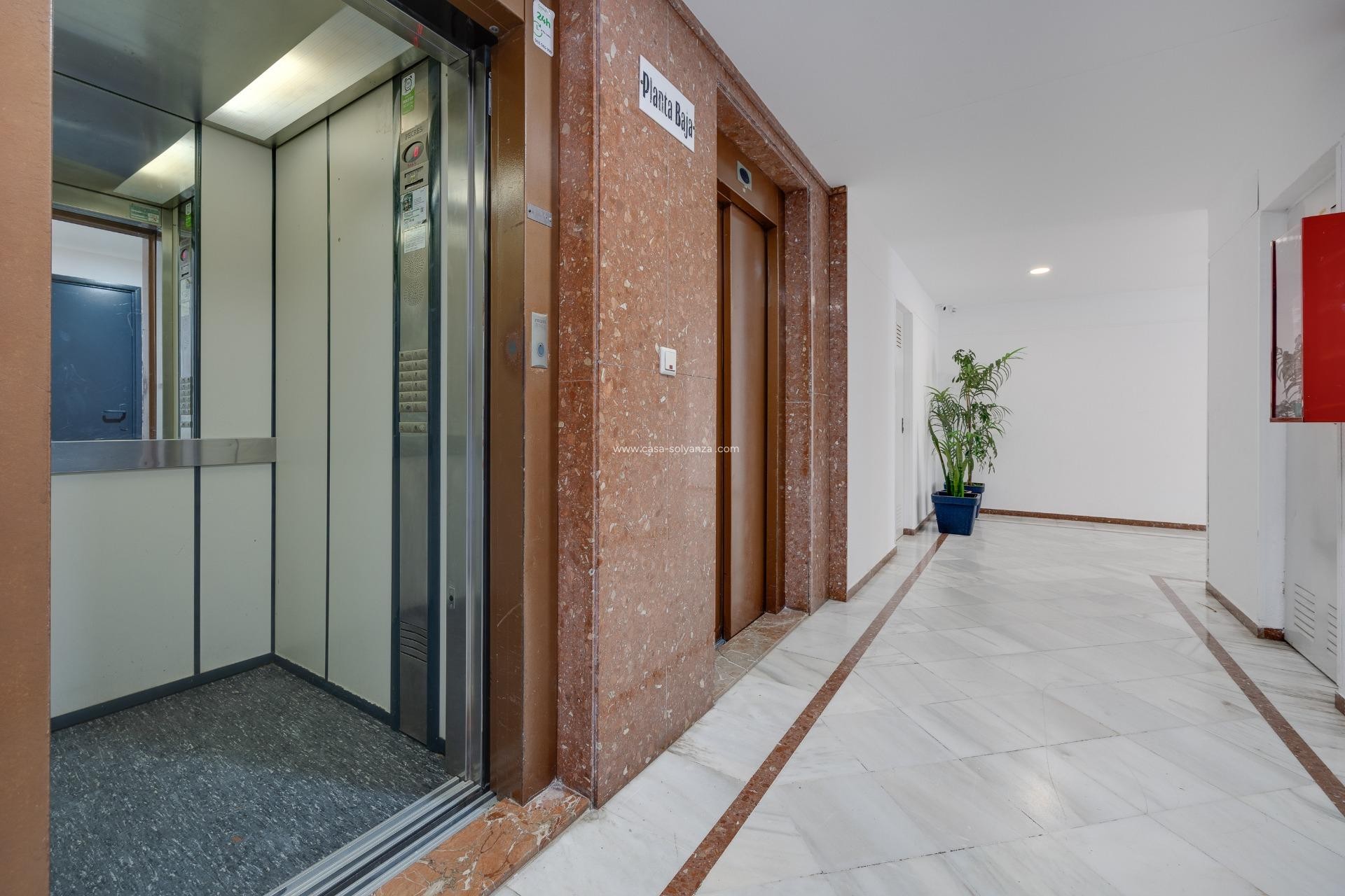 Resale - Apartment / flat - Torrevieja - La veleta