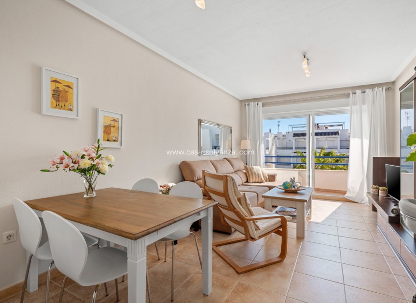 Resale - Apartment / flat - Torrevieja - La veleta