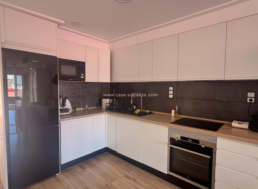 Resale - Apartment / flat - Torrevieja - La veleta