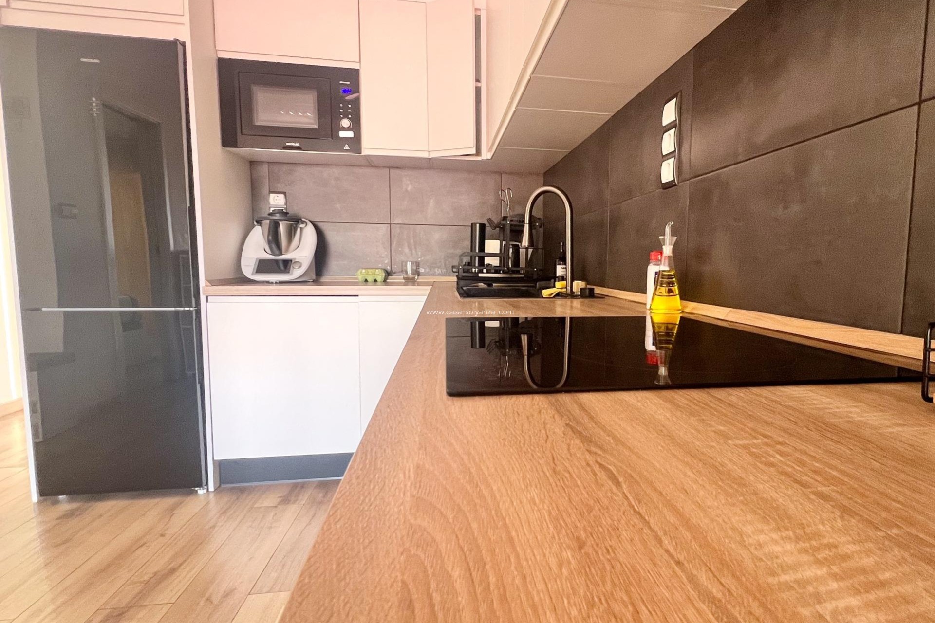 Resale - Apartment / flat - Torrevieja - La veleta
