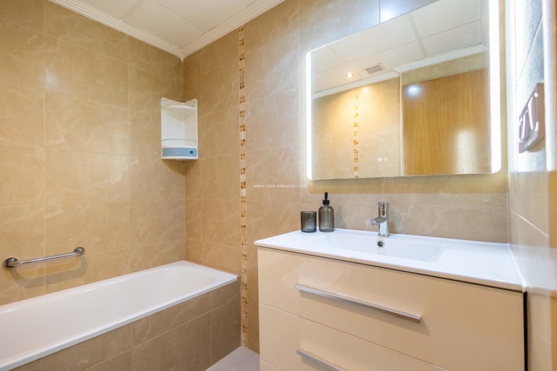 Resale - Apartment / flat - Torrevieja - Las calas