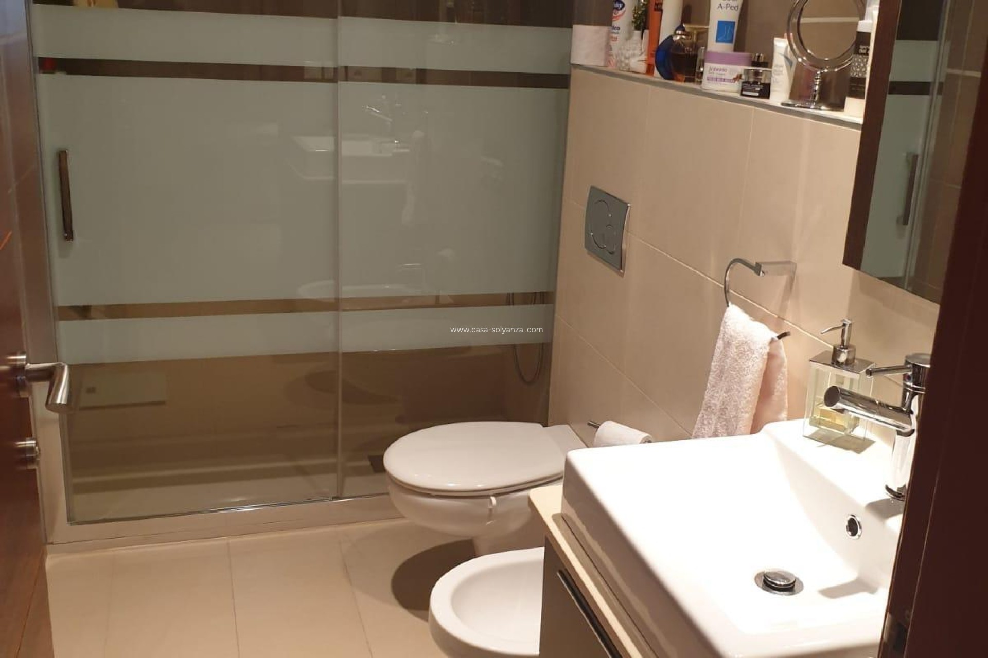 Resale - Apartment / flat - Torrevieja - Las Piscinas Naturales