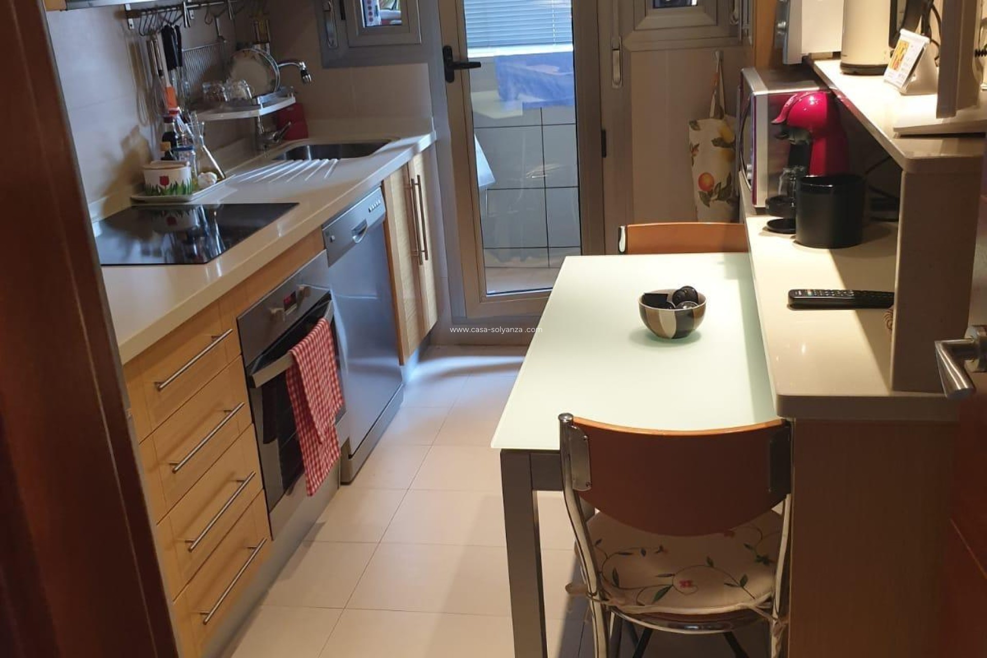 Resale - Apartment / flat - Torrevieja - Las Piscinas Naturales