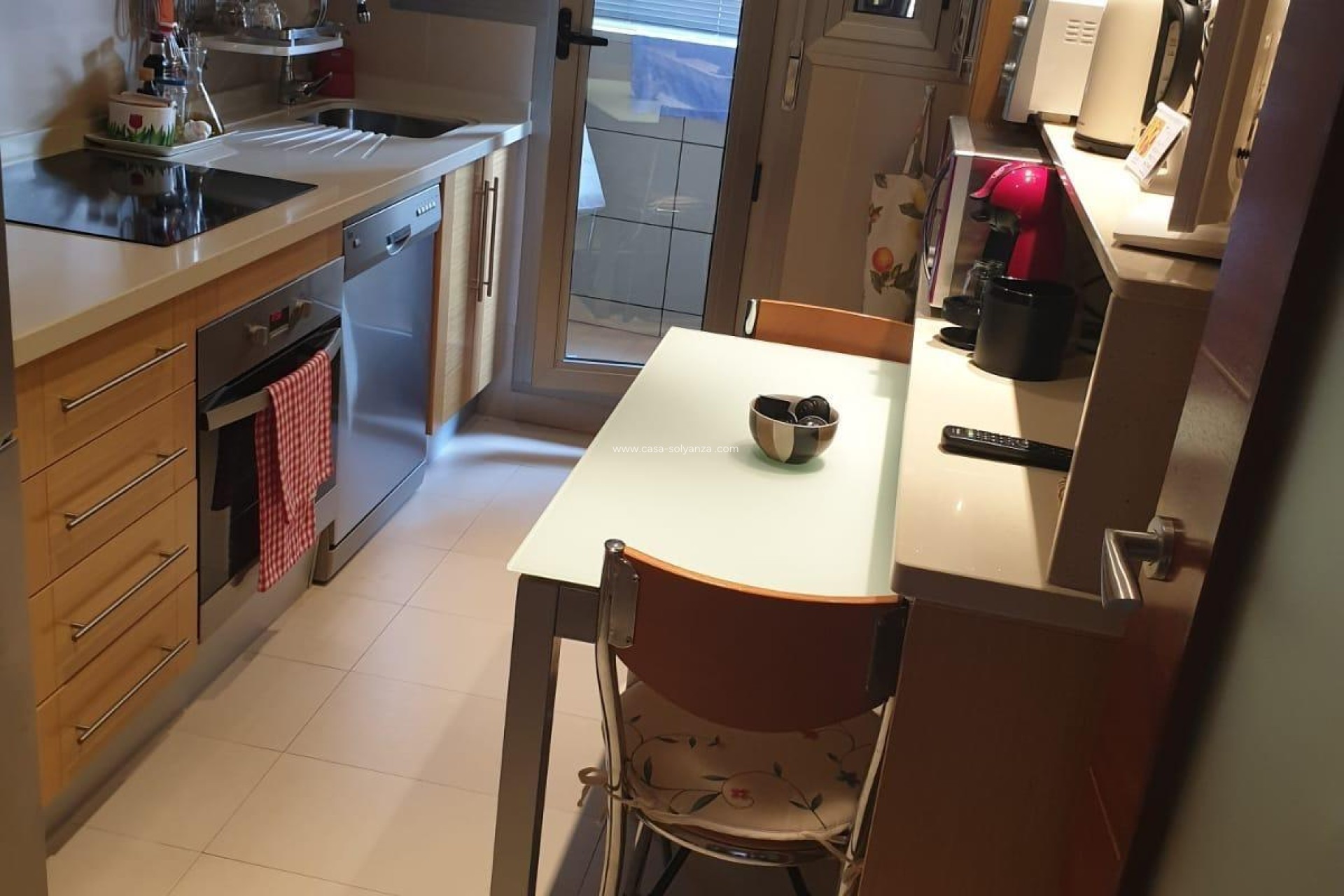 Resale - Apartment / flat - Torrevieja - Las Piscinas Naturales