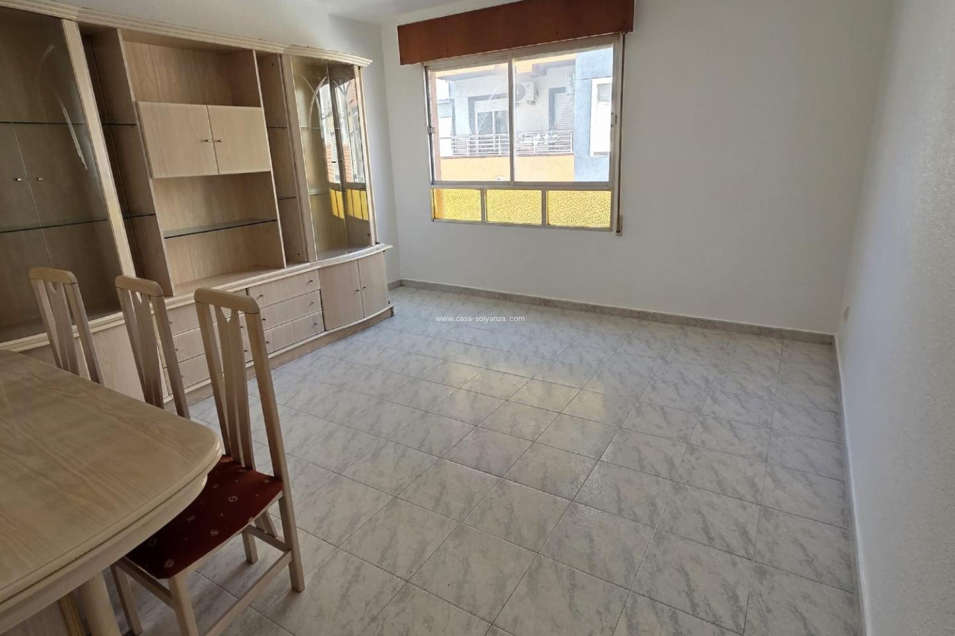 Resale - Apartment / flat - Torrevieja - Las Piscinas Naturales