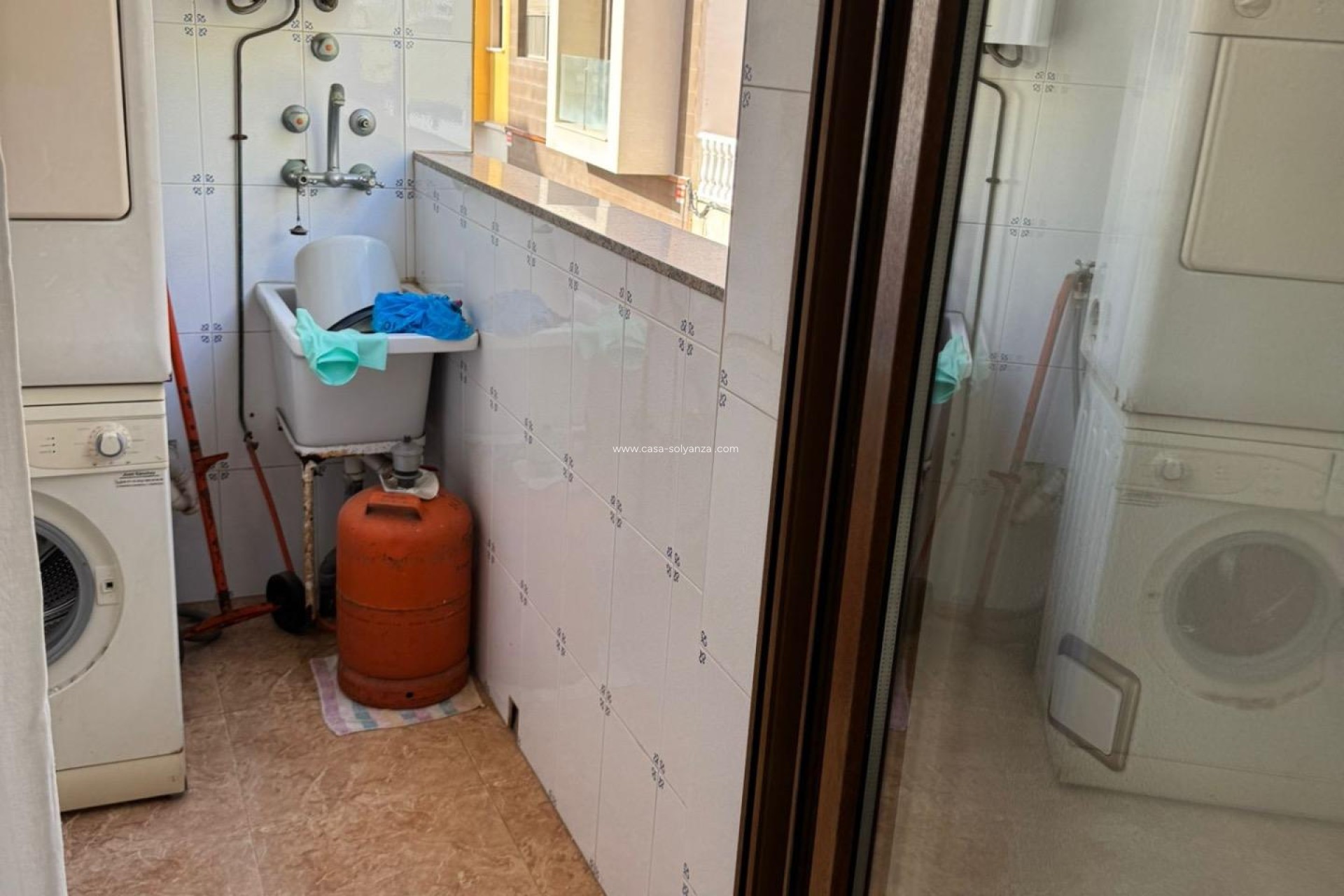 Resale - Apartment / flat - Torrevieja - Las Piscinas Naturales