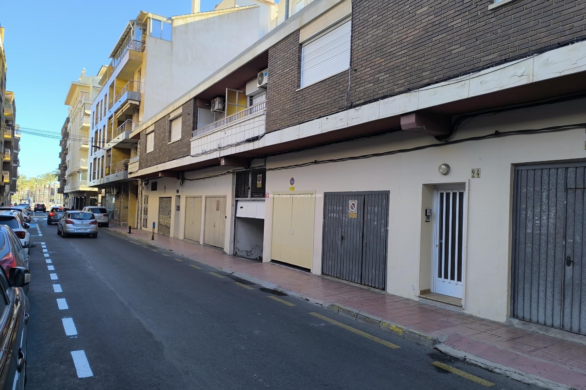 Resale - Apartment / flat - Torrevieja - Las Piscinas Naturales