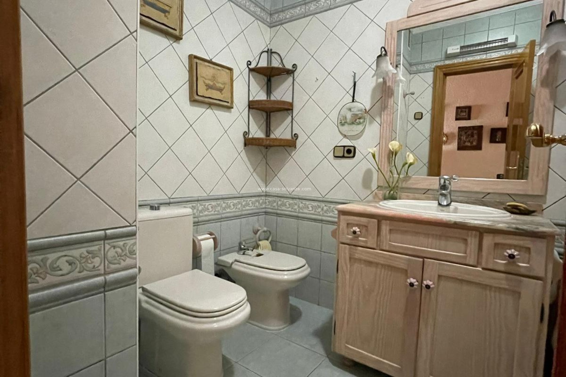 Resale - Apartment / flat - Torrevieja - Las Piscinas Naturales