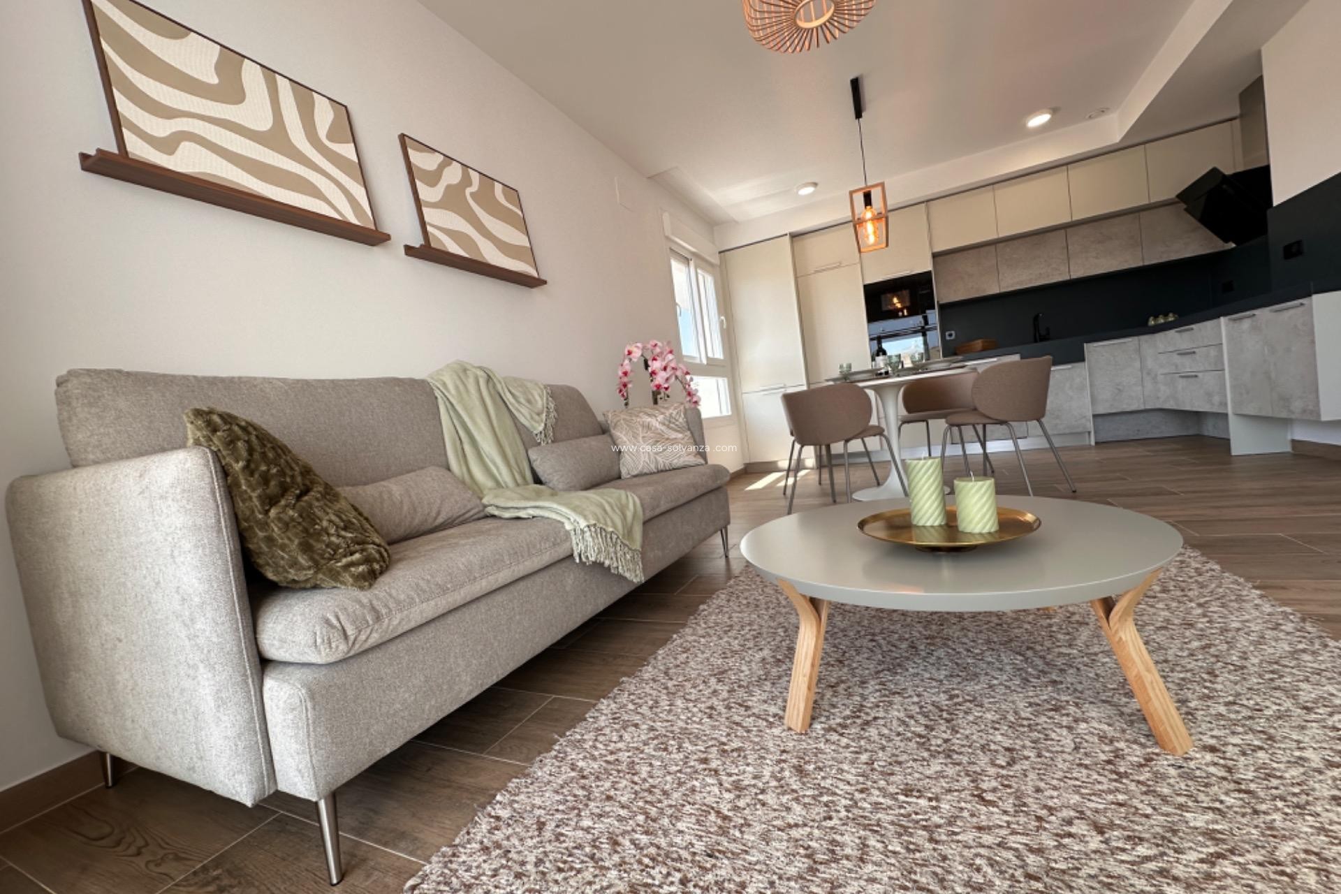 Resale - Apartment / flat - Torrevieja - Los Balcones