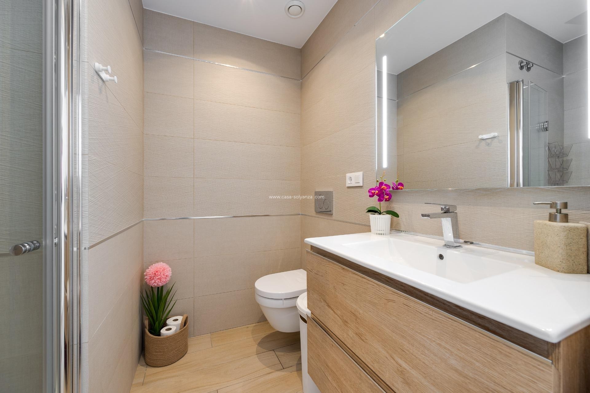 Resale - Apartment / flat - Torrevieja - Los Balcones