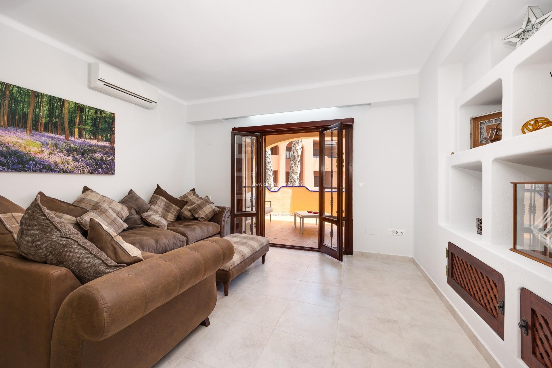 Resale - Apartment / flat - Torrevieja - Los Frutales