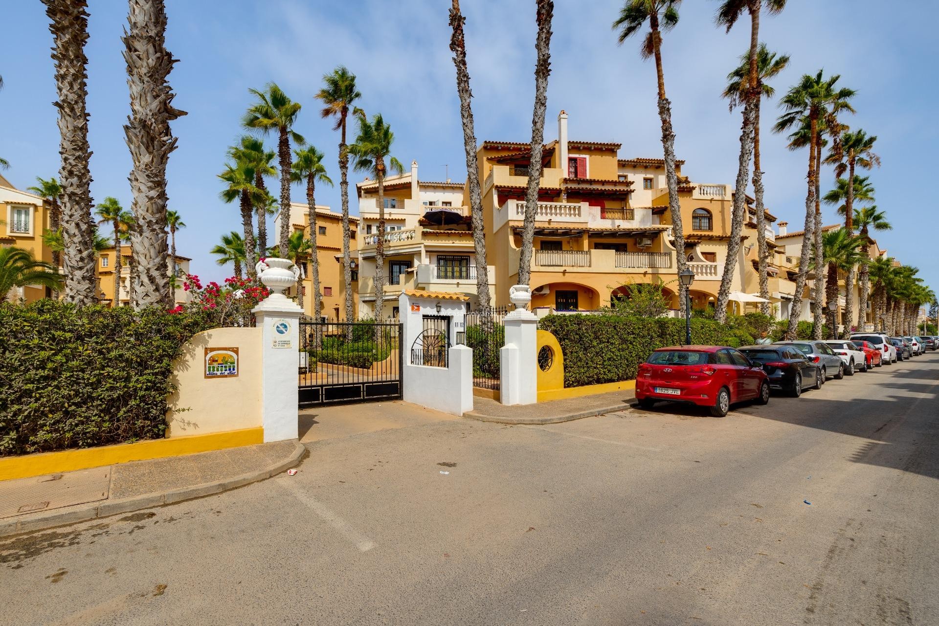 Resale - Apartment / flat - Torrevieja - Los Frutales
