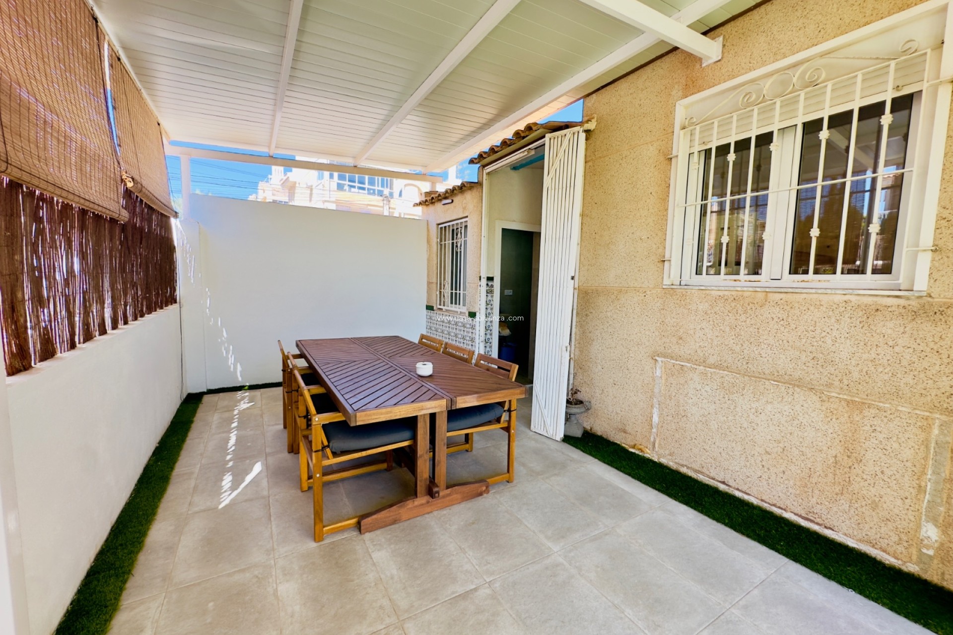 Resale - Apartment / flat - Torrevieja - Los Frutales