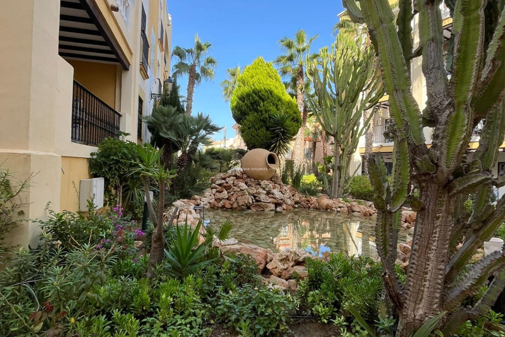 Resale - Apartment / flat - Torrevieja - Los Frutales