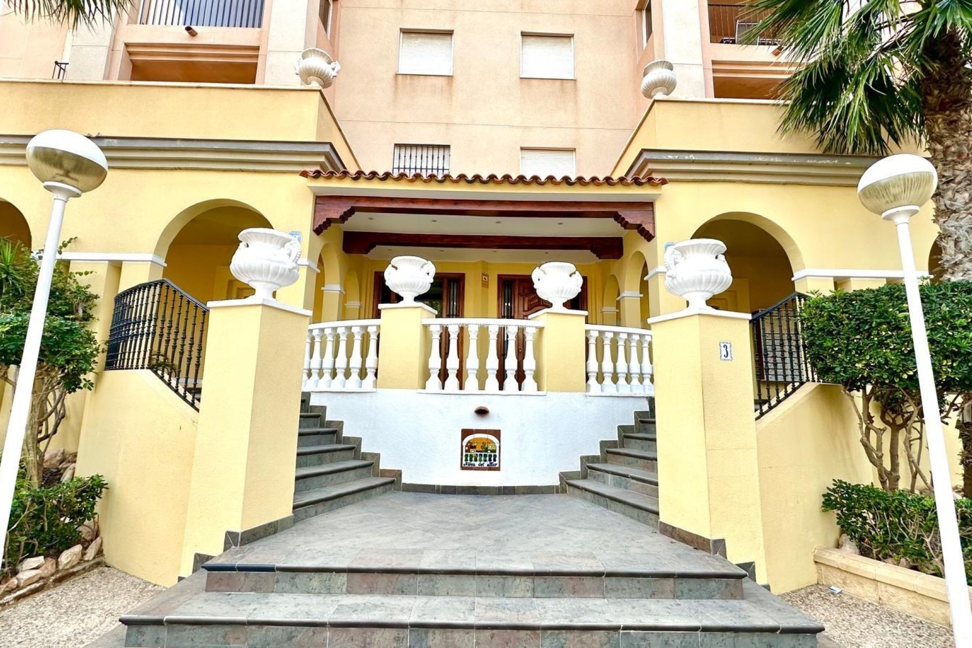 Resale - Apartment / flat - Torrevieja - Los Frutales