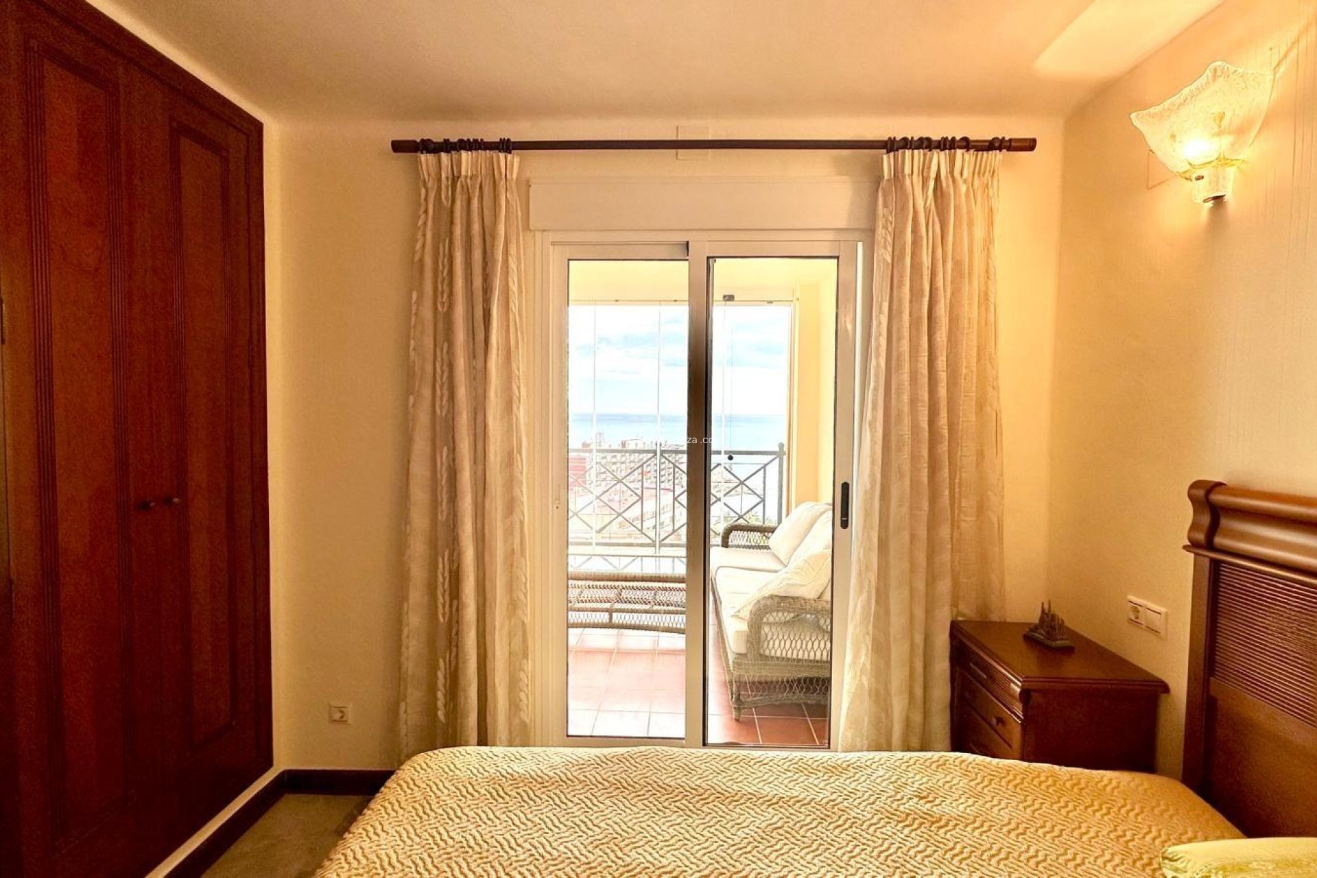 Resale - Apartment / flat - Torrevieja - Los Frutales