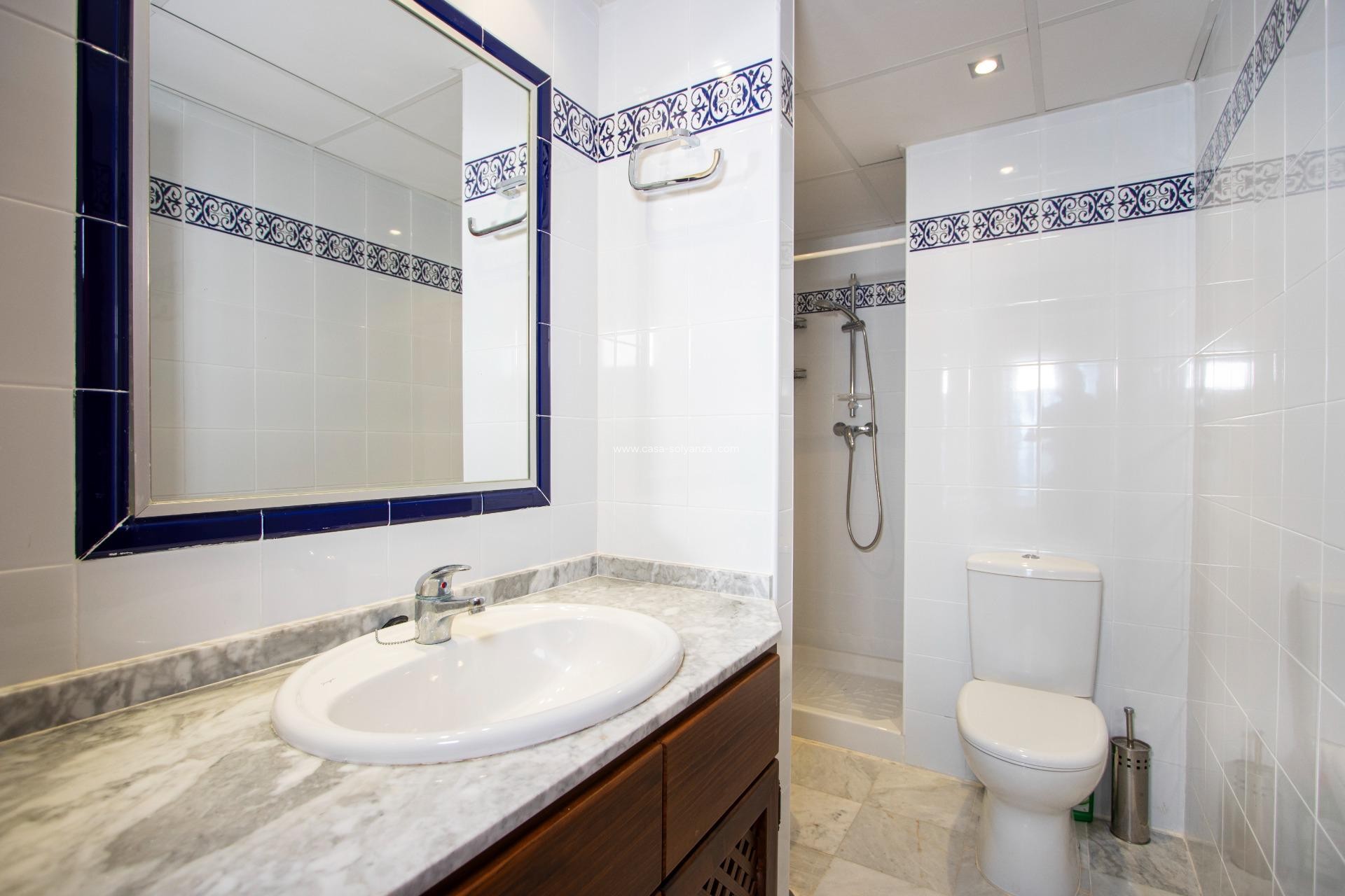 Resale - Apartment / flat - Torrevieja - Los Frutales