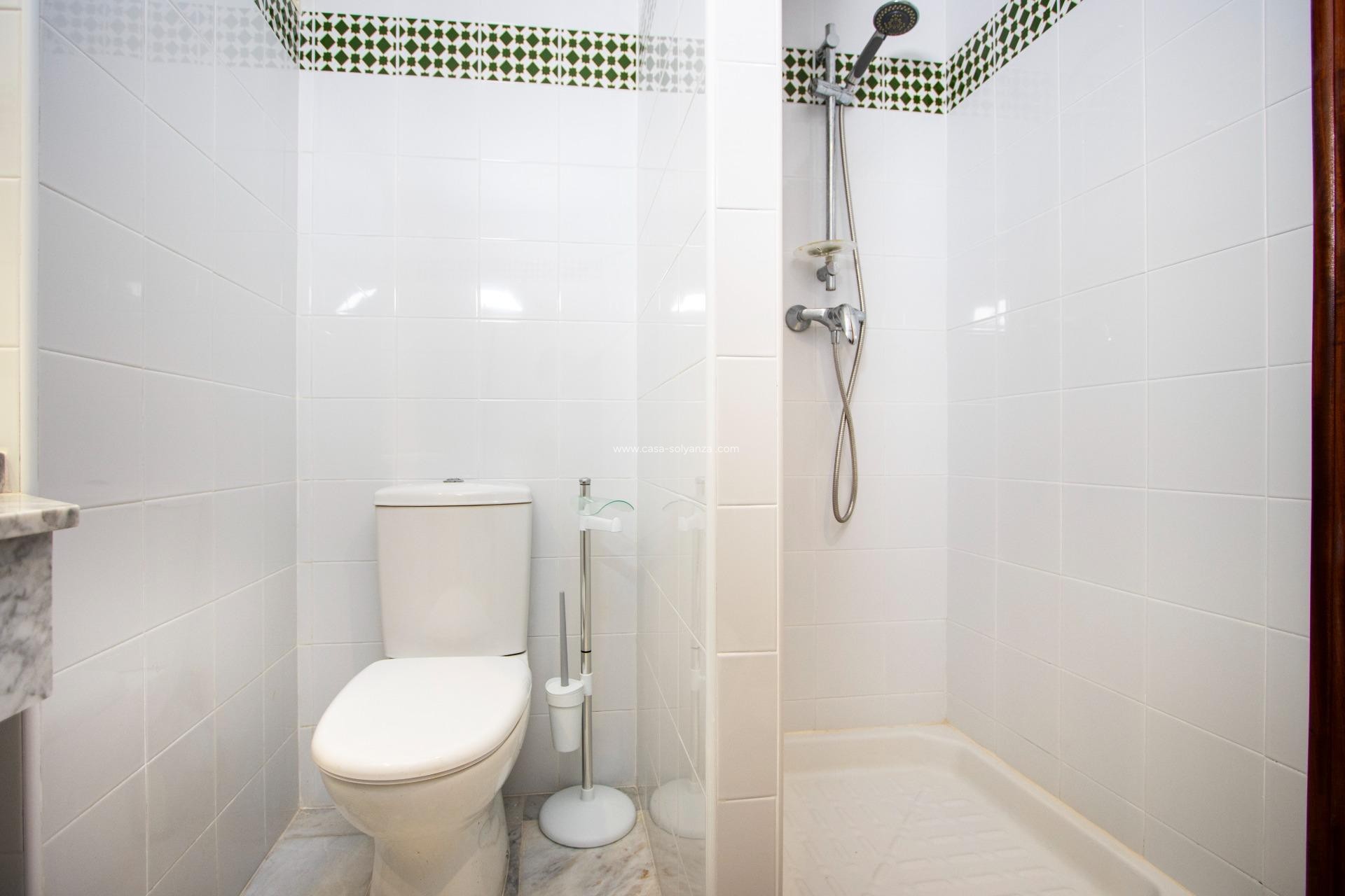 Resale - Apartment / flat - Torrevieja - Los Frutales
