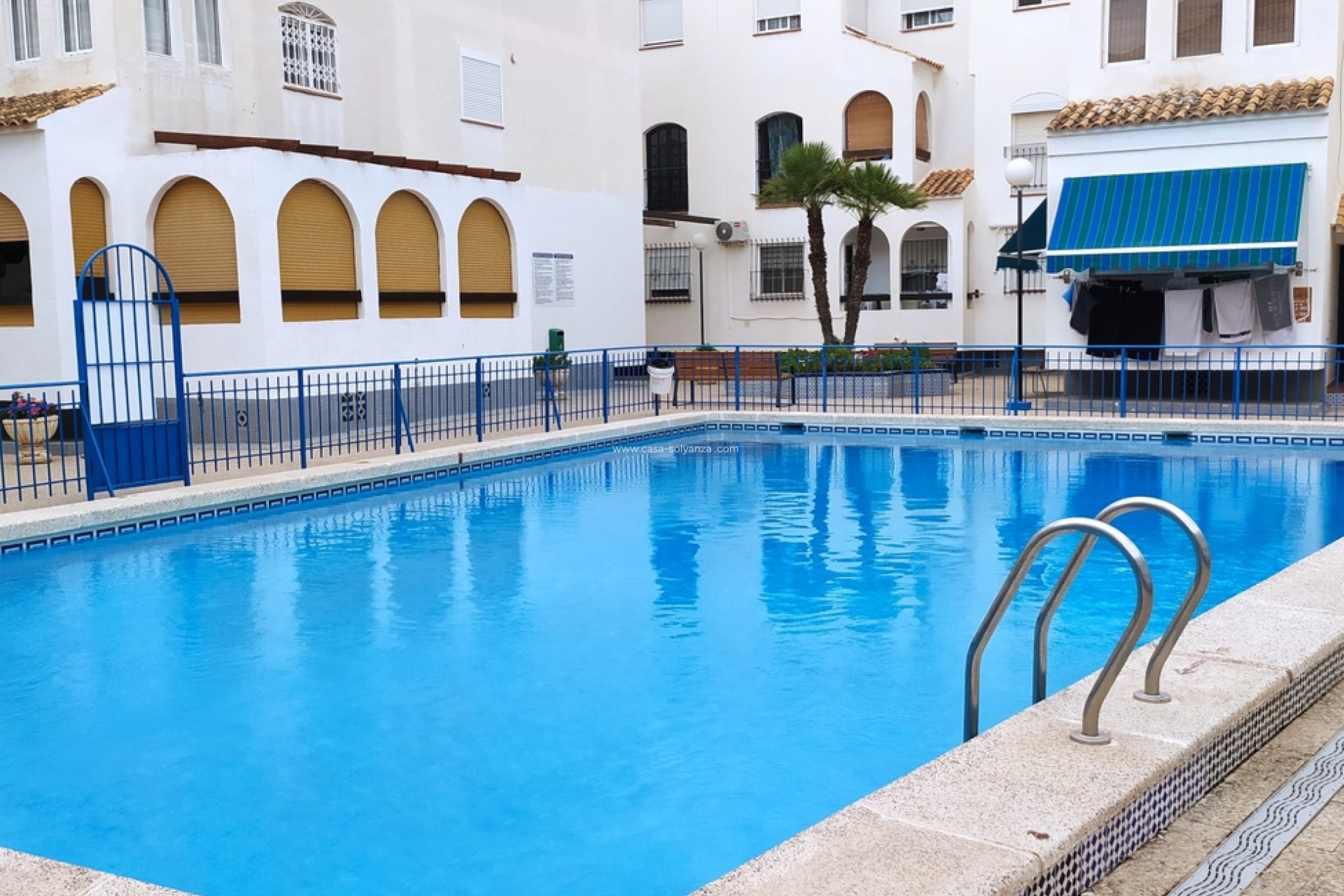 Resale - Apartment / flat - Torrevieja - LOS NAUFRAGOS PLAYA