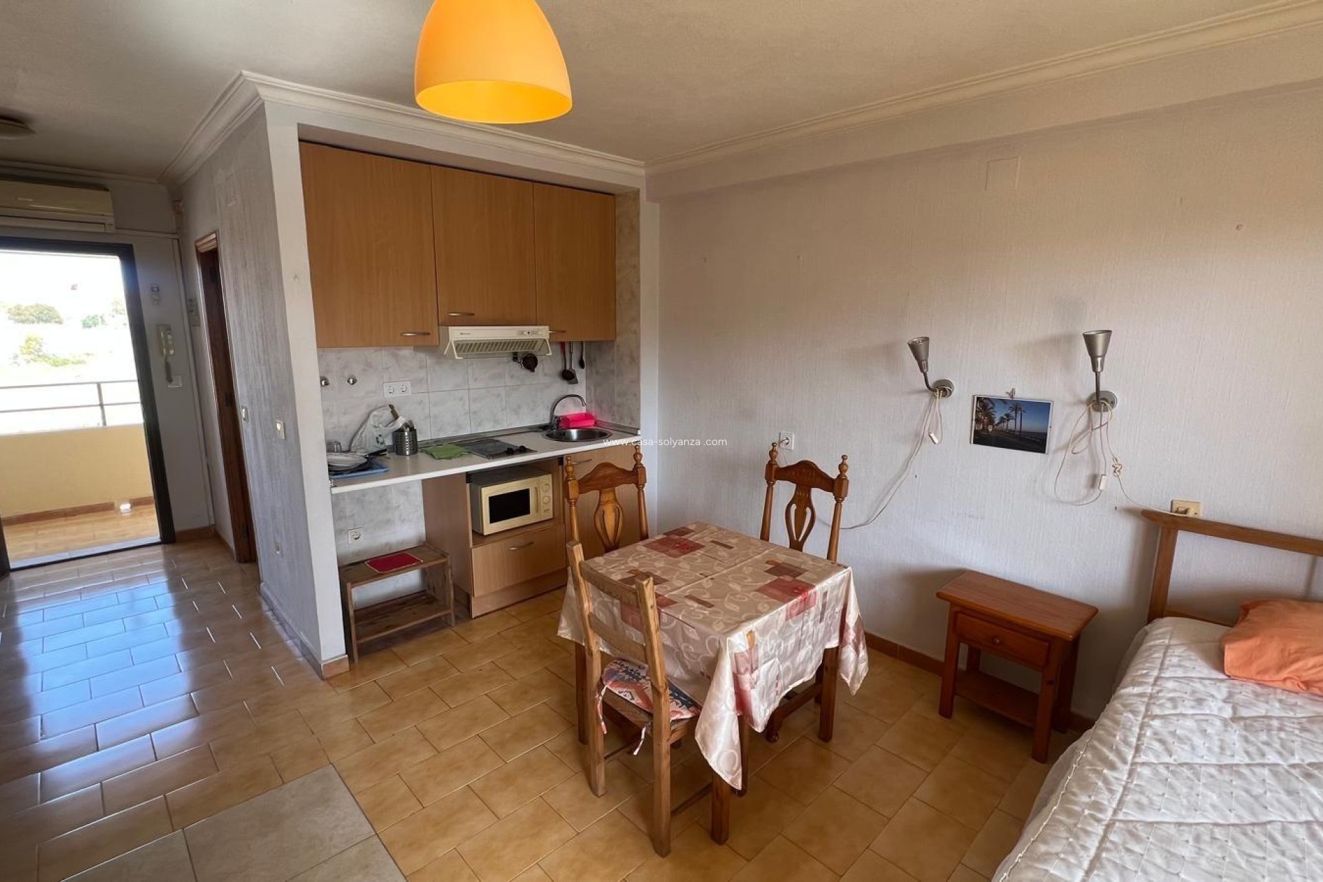 Resale - Apartment / flat - Torrevieja - Miramar - Torre Del Moro