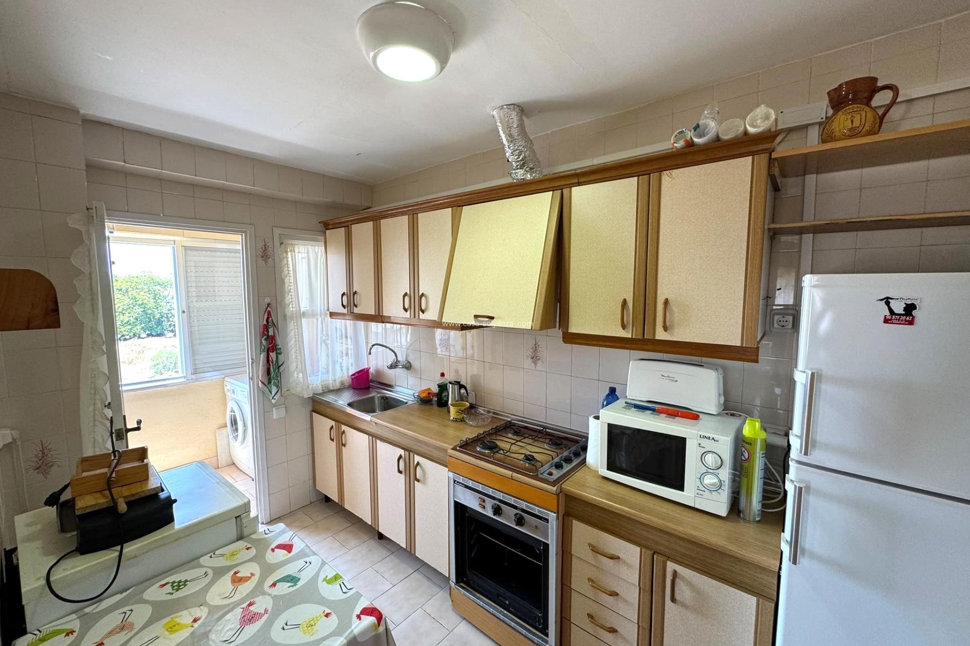 Resale - Apartment / flat - Torrevieja - Miramar - Torre Del Moro