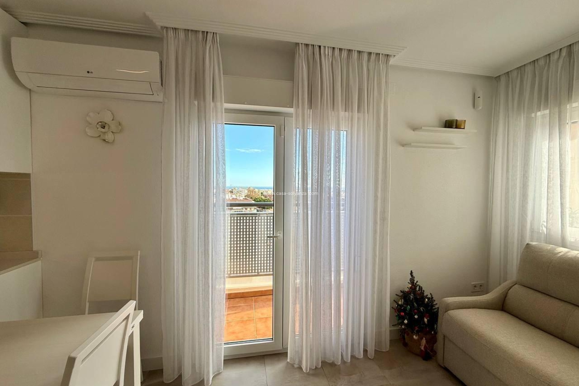 Resale - Apartment / flat - Torrevieja - Nueva Torrevieja