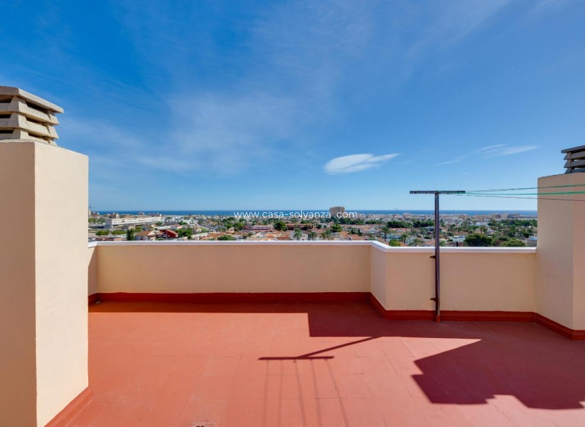 Resale - Apartment / flat - Torrevieja - Nueva Torrevieja