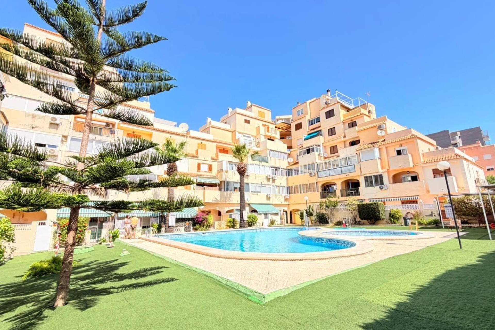 Resale - Apartment / flat - Torrevieja - Nueva Torrevieja