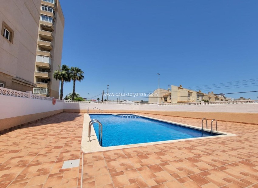Resale - Apartment / flat - Torrevieja - Nueva Torrevieja