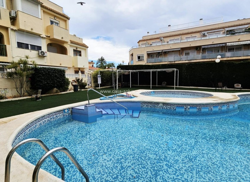 Resale - Apartment / flat - Torrevieja - Nueva Torrevieja