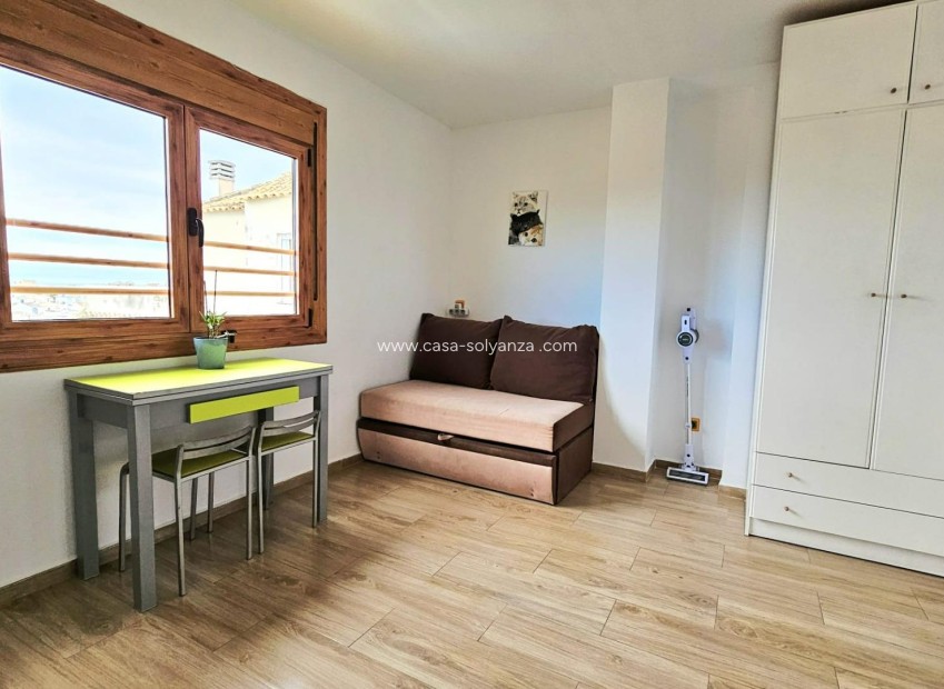 Resale - Apartment / flat - Torrevieja - Nueva Torrevieja